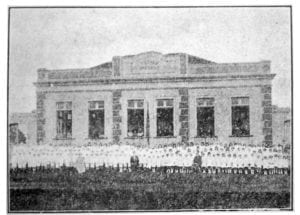 Grupo Escolar Dr. Valle em 1924.