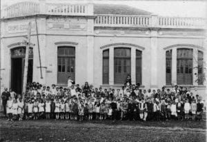 Grupo Escolar Professor Serapião na década de 1920.