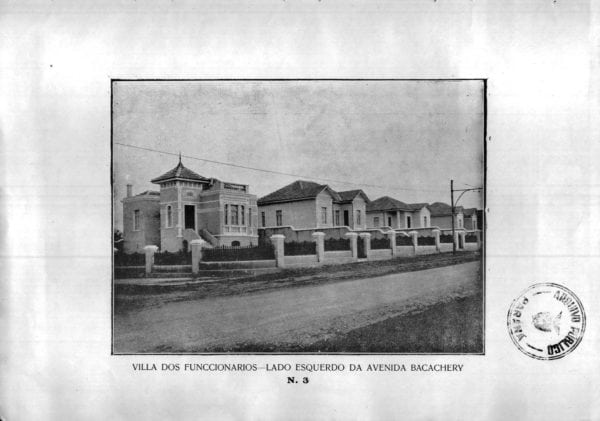 13 - Vila dos Funcionários: lado esquerdo da Avenida Bacacheri (1925/1926).
