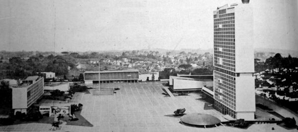 Foto montagem da maquete do Centro Cívico de Curitiba - 1953