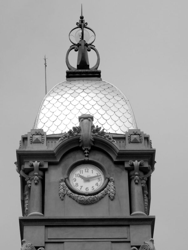 Detalhe da torre - Paço da Liberdade, em Curitiba - 2009.