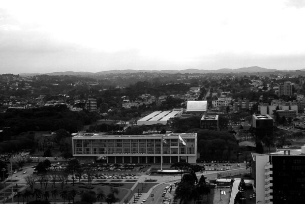 Vista aérea do Palácio Iguaçu, em Curitiba - década de 2000.