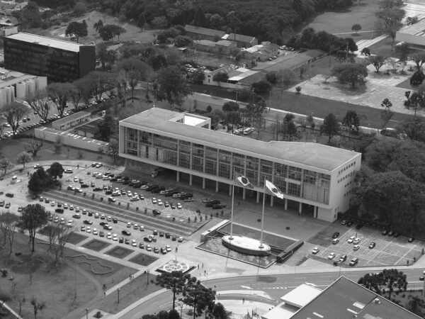 Vista aérea do Palácio Iguaçu, em Curitiba - década de 2000.