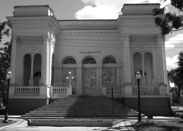 Fachada frontal do Palácio Rio Branco, em Curitiba - 2007.