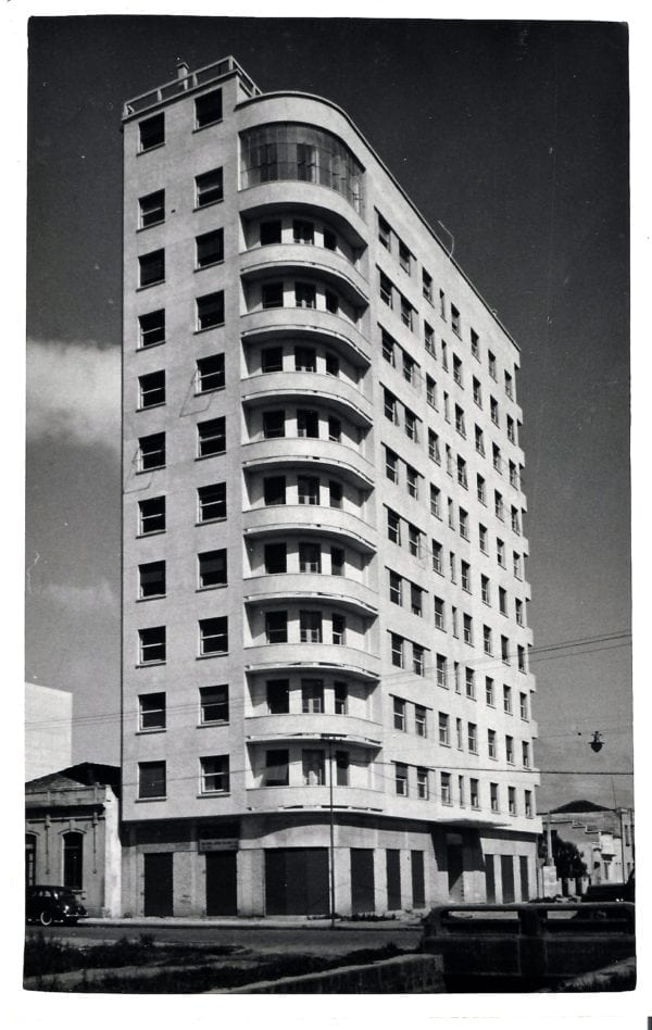 Edifício Tamoio na década de 1950.