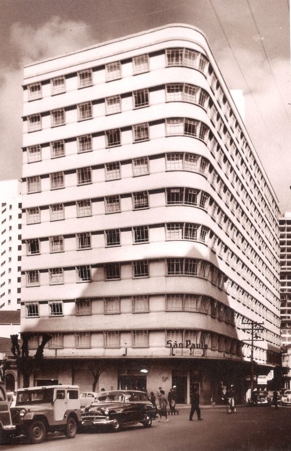 Edifício Brasilino Moura na década de 1960.