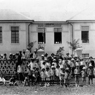 Grupo Escolar de Foz do Iguaçu na década de 1920.