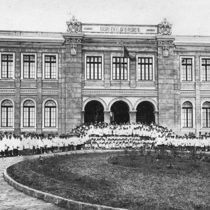 Grupo Escolar D. Pedro II no final da década de 1920.