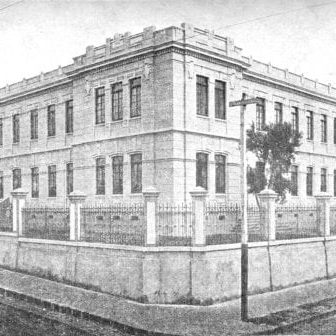 Escola Normal de Ponta Grossa em 1924.