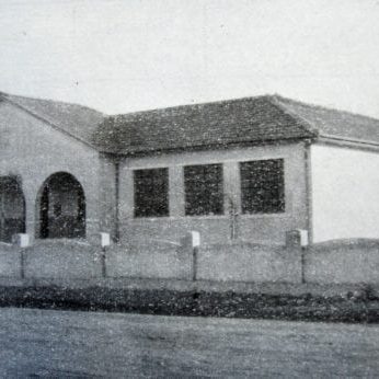 Grupo Escolar de Arapoti em 1950.