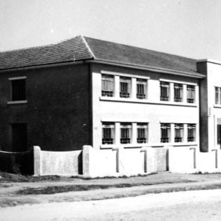 Grupo Escolar Guaíra em 1954.
