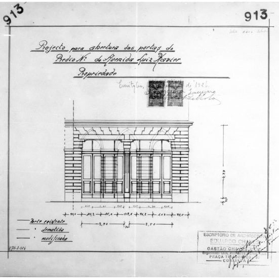 1 - CHAVES, Eduardo Fernando. Projecto para abertura das portas do prédio da Avenida Luiz Xavier. Seção apresentada em uma prancha. Microfilme digitalizado. Acervo: Arquivo Público Municipal de Curitiba.