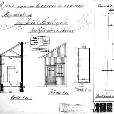 1 - GASTÃO CHAVES & CIA. Projecto de barracão de madeira para o Snr. João Szuberski. Plantas do pavimento térreo e de implantação, corte e fachada frontal apresentados em uma prancha. Microfilme digitalizado. Acervo: Arquivo Público Municipal de Curitiba.