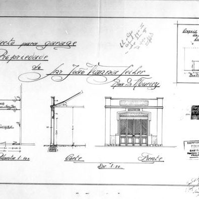 1 - GASTÃO CHAVES & CIA. Projecto de garage para o Snr. João Vianna Seiler à Rua Dr. Muricy. Plantas do pavimento térreo e de implantação, corte e fachada frontal apresentados em uma prancha. Microfilme digitalizado. Acervo: Arquivo Público Municipal de Curitiba.