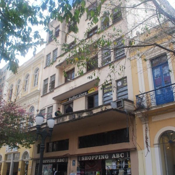 Edifício Romanó em 2017.