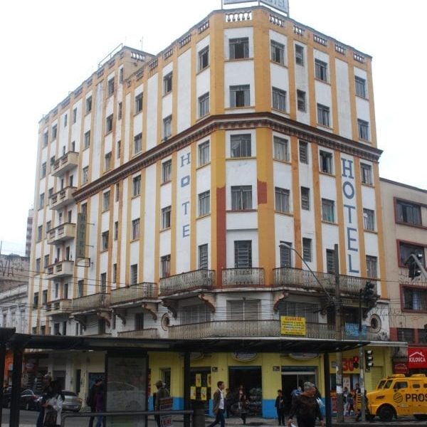 Edifício Hotel Golden em 2017.