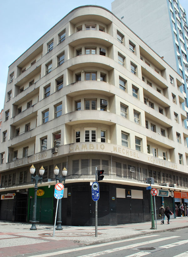 Edifício José Carvalho de Oliveira, hoje Carvalho Loureiro, 2012.